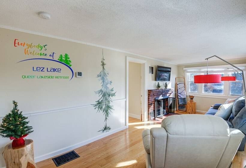 Littleton Lakeside Retreat W/ Deck & Yard!