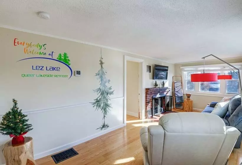Littleton Lakeside Retreat W/ Deck & Yard!