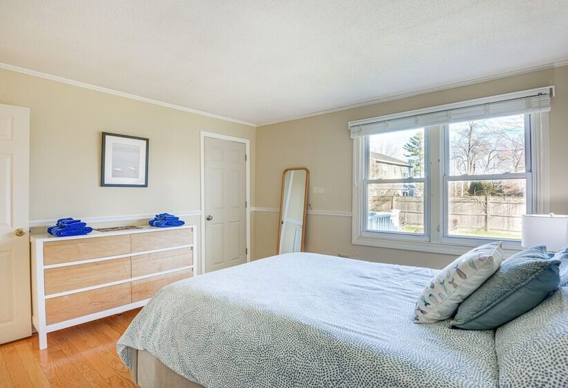 Littleton Lakeside Retreat W/ Deck & Yard!