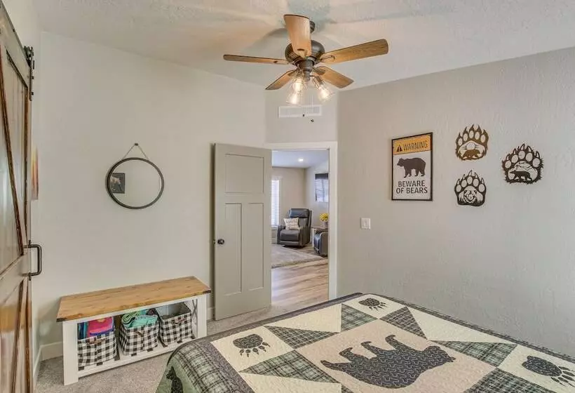 Modern Bloomington Home ~ 10 Mi To Bear Lake!