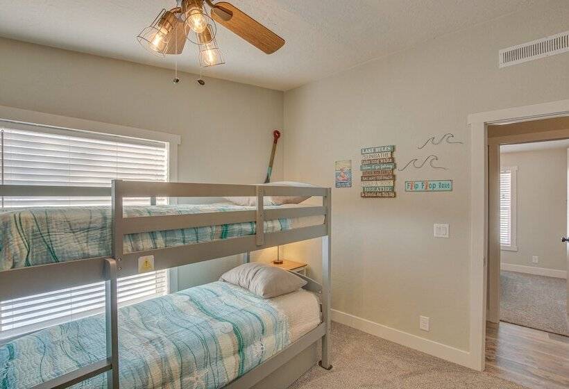 Modern Bloomington Home ~ 10 Mi To Bear Lake!