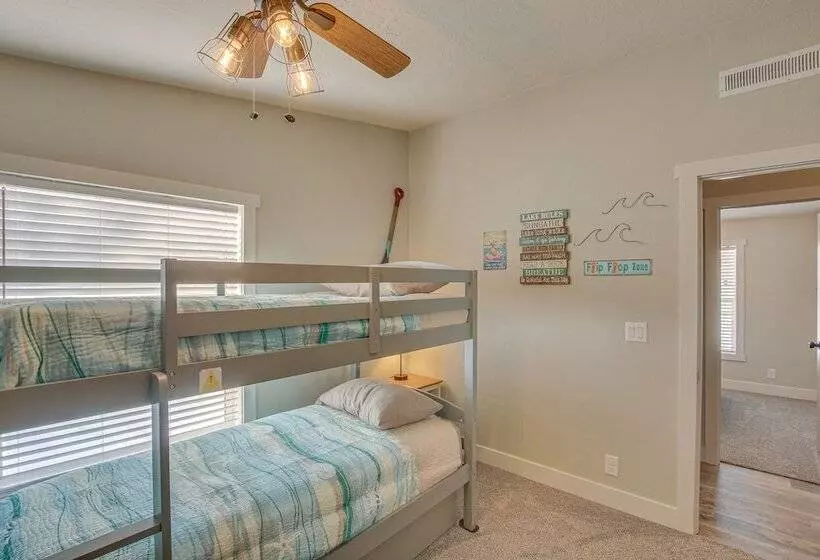 Modern Bloomington Home ~ 10 Mi To Bear Lake!