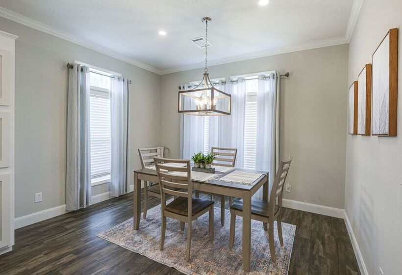 Peaceful Starke Retreat W/ Deck: 6 Mi To Downtown!