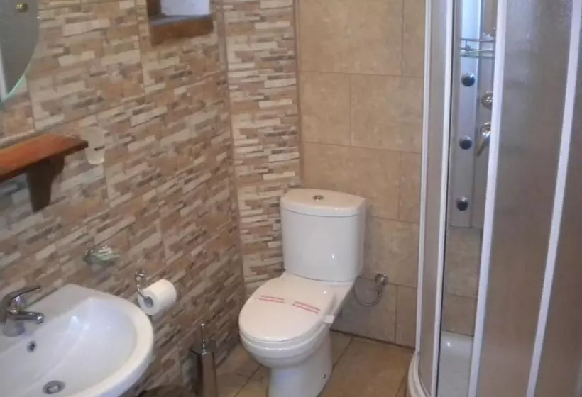 Majatalo Iaspis Guesthouse