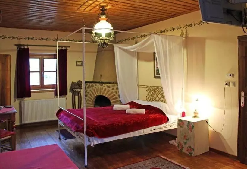 Majatalo Iaspis Guesthouse