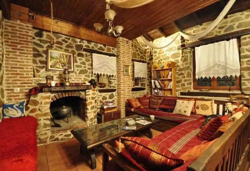 Majatalo Iaspis Guesthouse