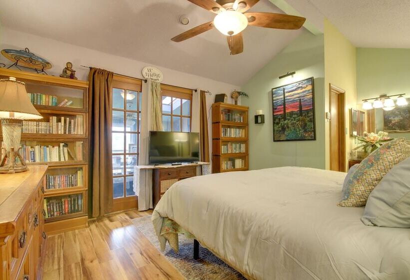 Pet Friendly Austin Home W/ Deck & Private Hot Tub