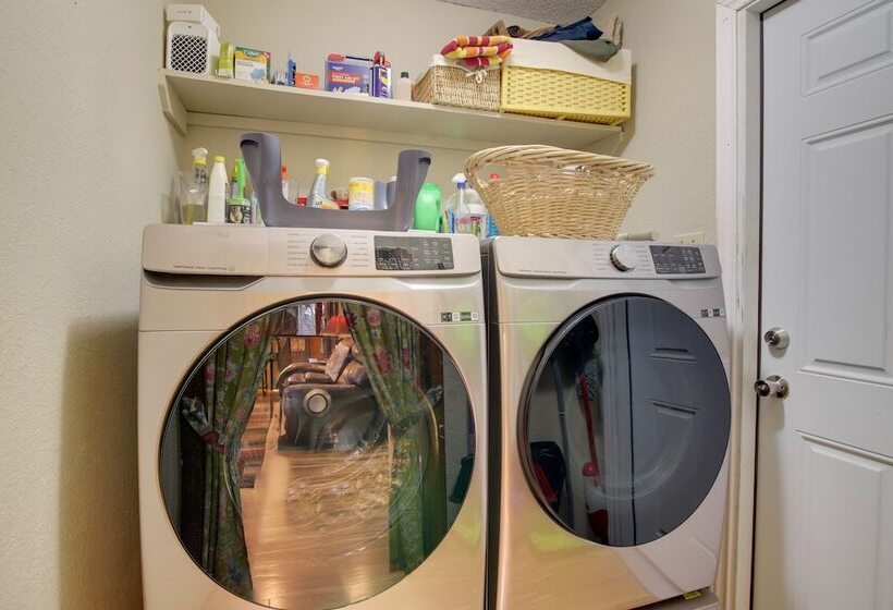 Pet Friendly Austin Home W/ Deck & Private Hot Tub