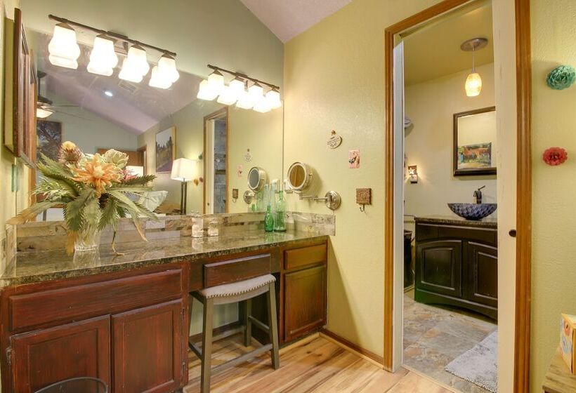 Pet Friendly Austin Home W/ Deck & Private Hot Tub