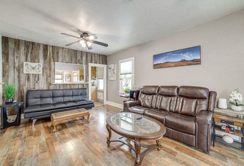 Pet Friendly Pocatello Home: Steps To Downtown!