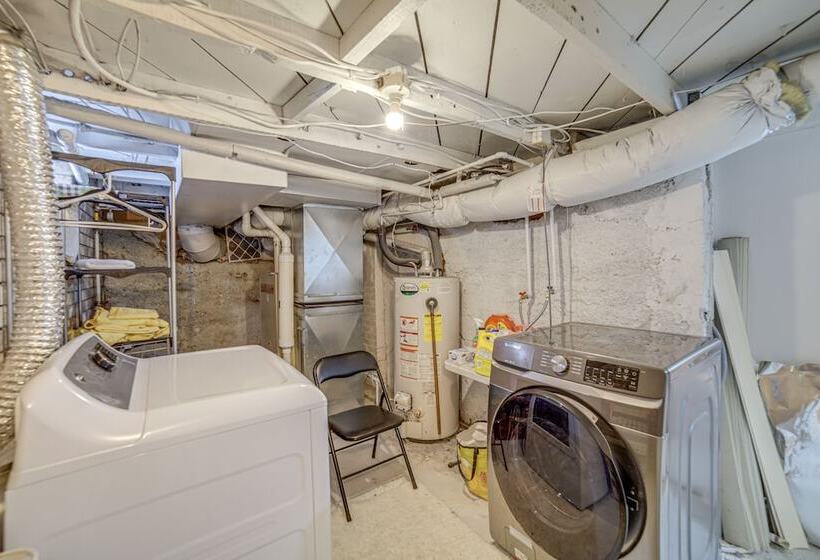 Pet Friendly Pocatello Home: Steps To Downtown!