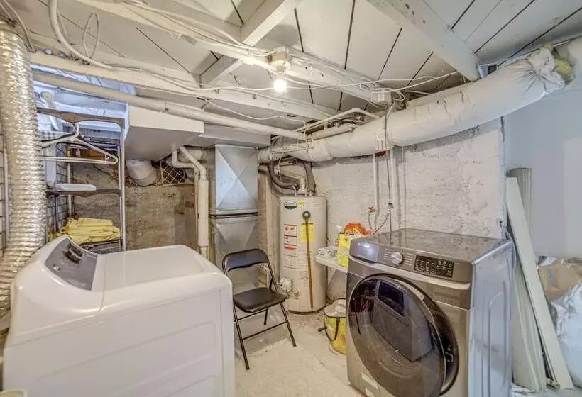 Pet Friendly Pocatello Home: Steps To Downtown!