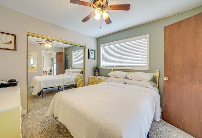 Pet Friendly Pocatello Home: Steps To Downtown!