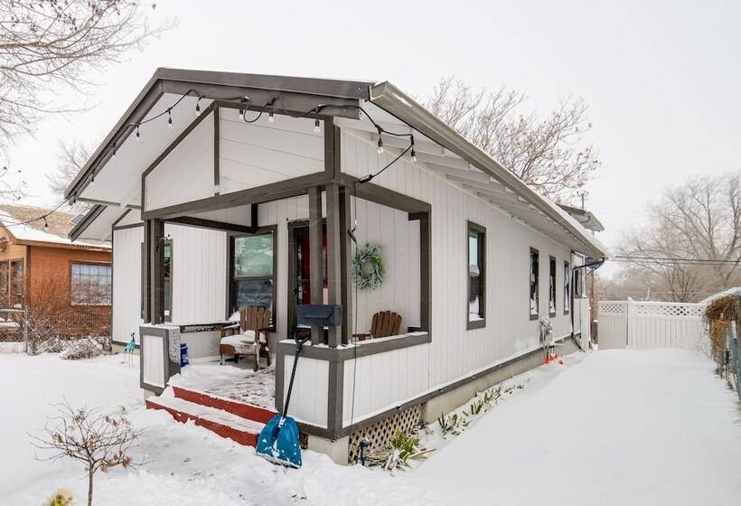 Pet Friendly Pocatello Home: Steps To Downtown!