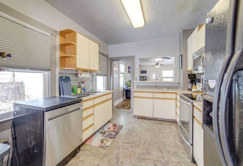 Pet Friendly Pocatello Home: Steps To Downtown!