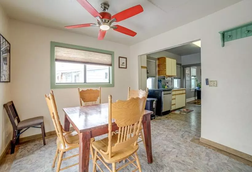 Pet Friendly Pocatello Home: Steps To Downtown!
