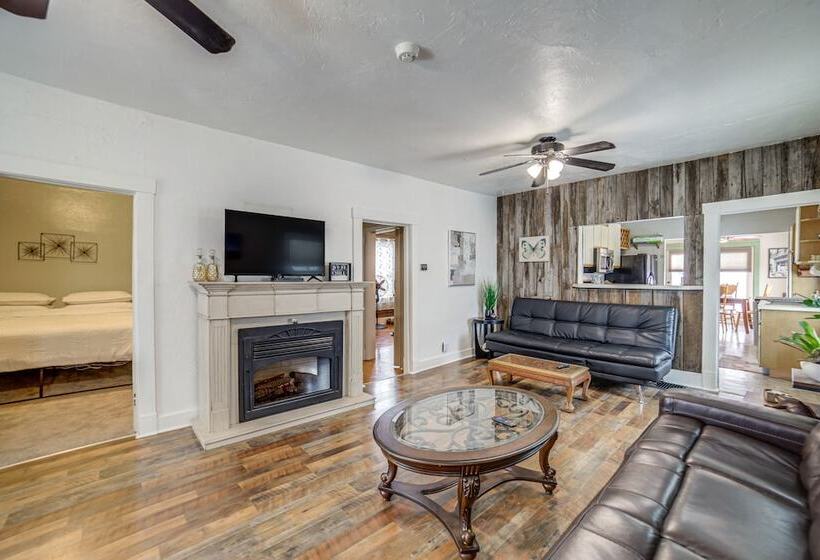 Pet Friendly Pocatello Home: Steps To Downtown!