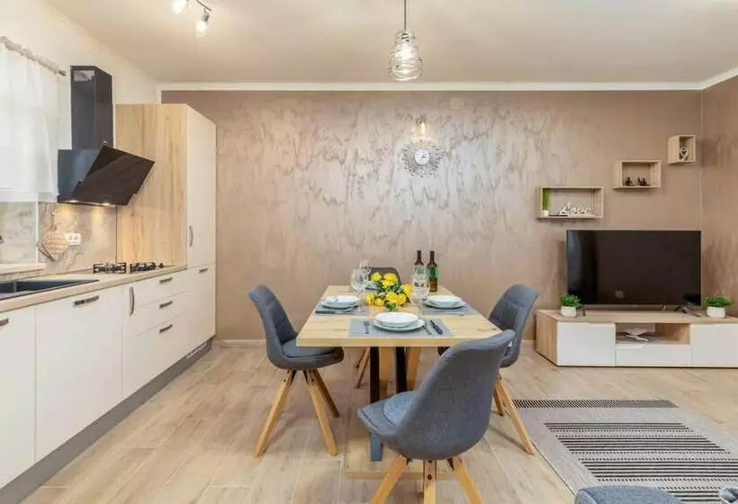 Residenssi Beautiful Villa Dussich In Oprtalj, Novaki