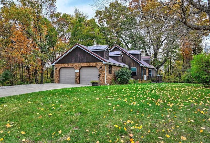 Rustic Middlebury Retreat W/ Yard & Fire Pit!