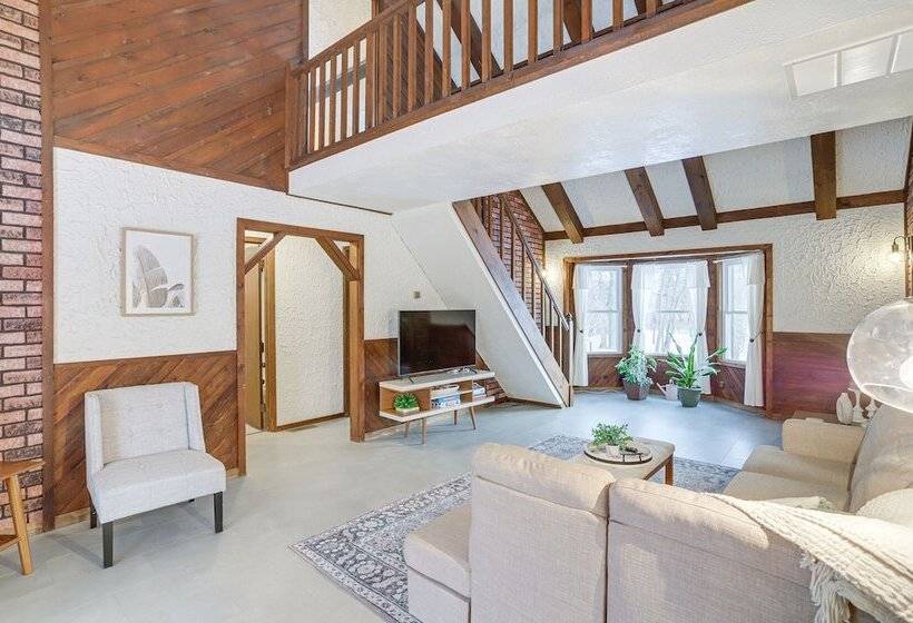 Rustic Middlebury Retreat W/ Yard & Fire Pit!