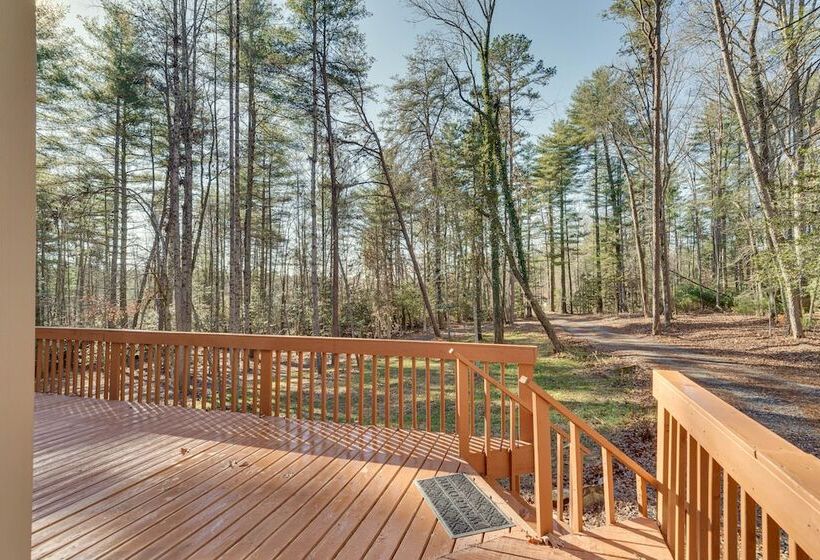 Secluded Blue Ridge Retreat On 4 Acres!