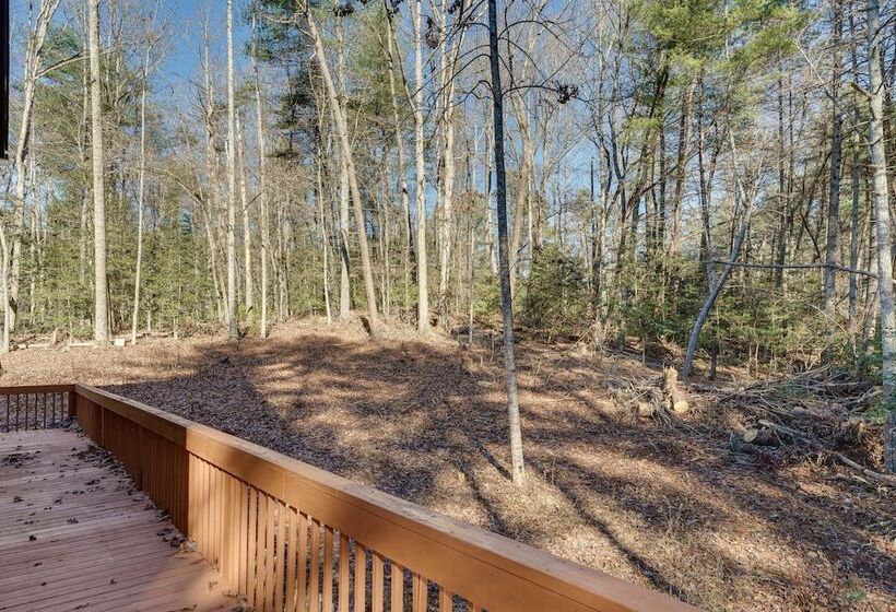 Secluded Blue Ridge Retreat On 4 Acres!