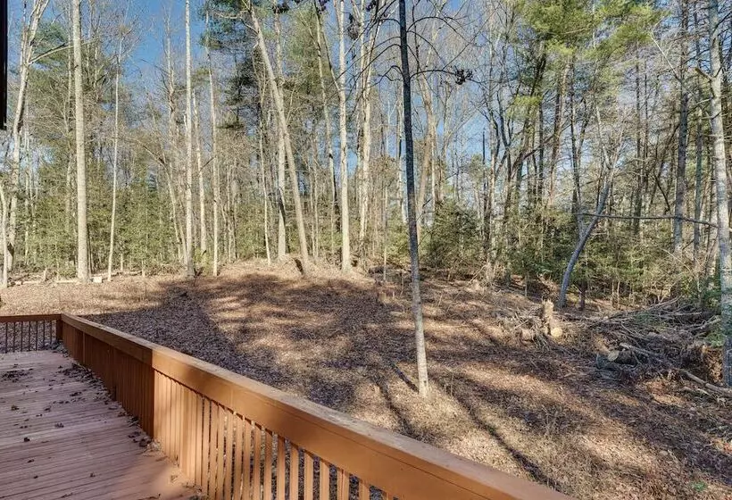 Secluded Blue Ridge Retreat On 4 Acres!