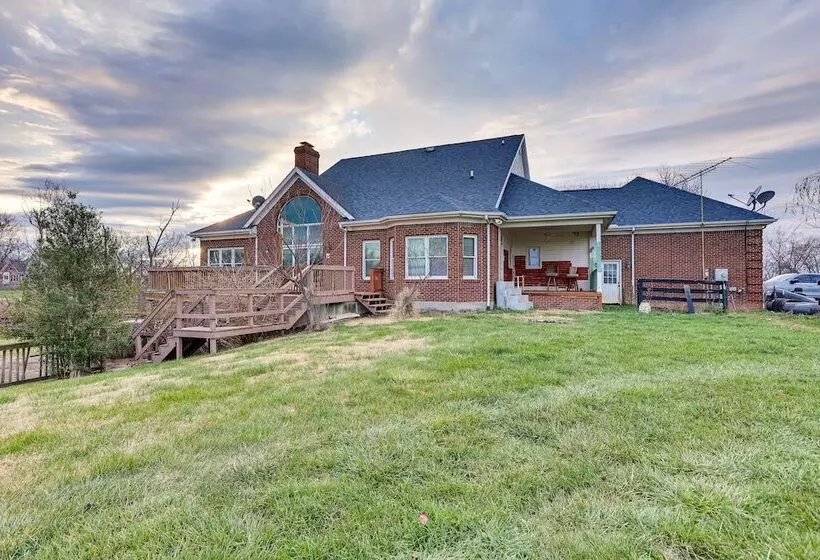 Shelbyville Home   On To The Bourbon Trail!