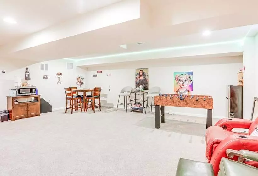 Spacious Ewing Township Home: Home Gym & Deck!