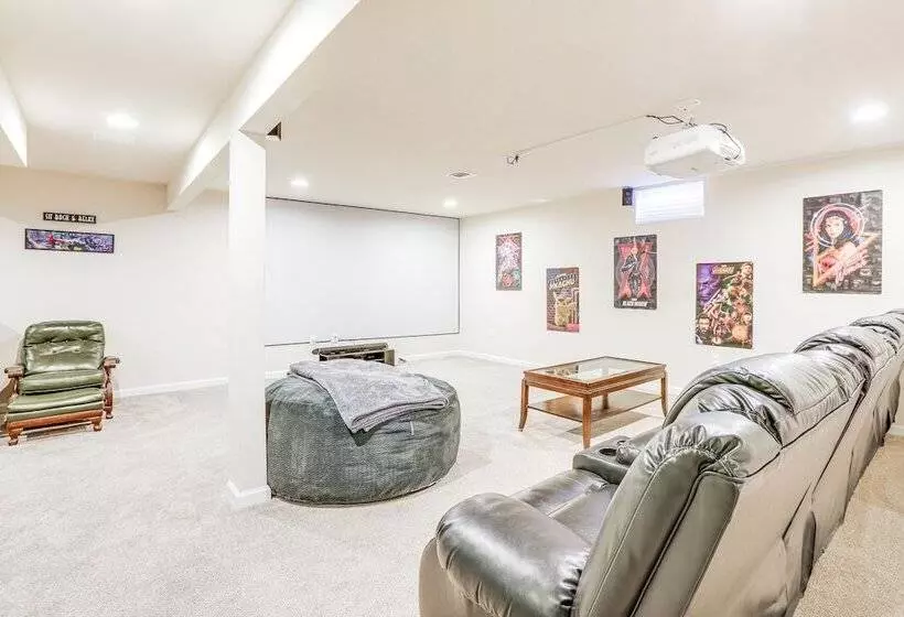 Spacious Ewing Township Home: Home Gym & Deck!