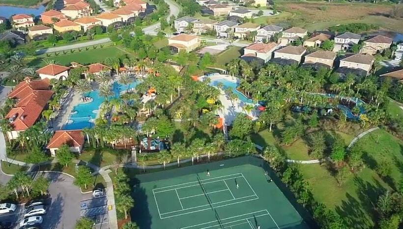 Splash Of Magic At Solterra Resort