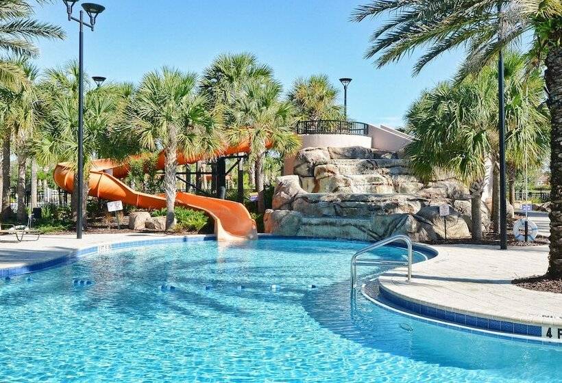 Splash Of Magic At Solterra Resort