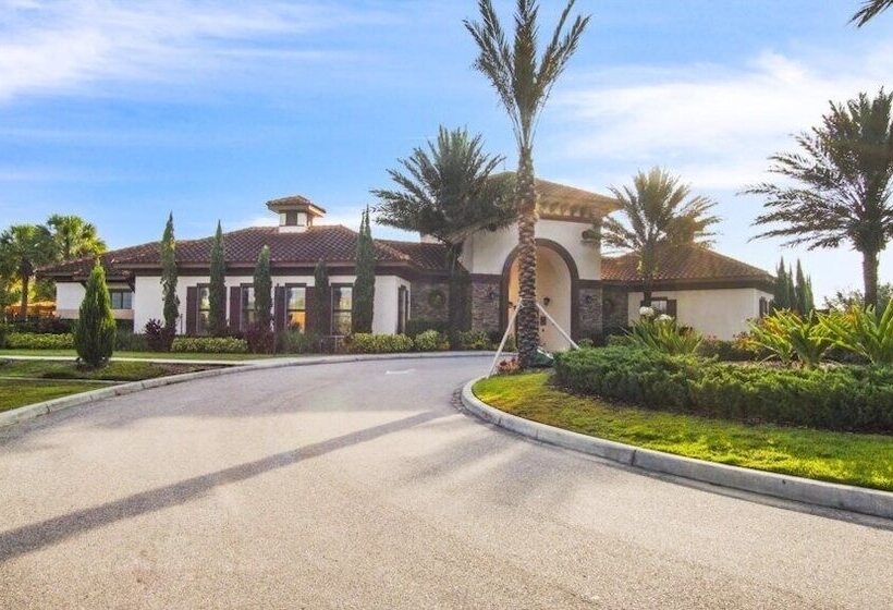 Splash Of Magic At Solterra Resort