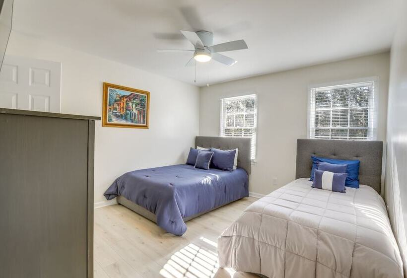 Stylish Marietta Home W/ Deck Near Truist Park!