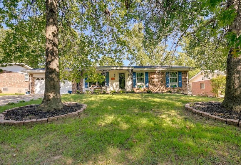 Sunland Hills Home W/ Theater Room & Fire Pit!