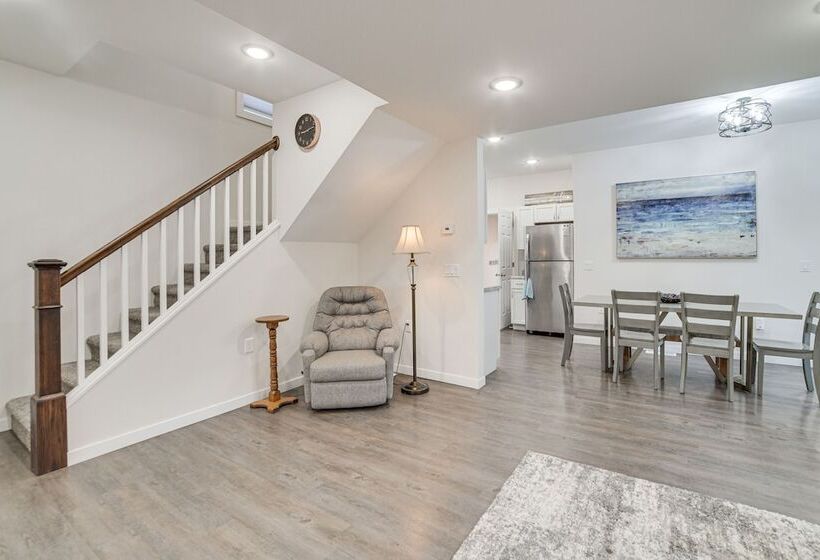 Updated Home < 1 Mi To Downtown Fargo!