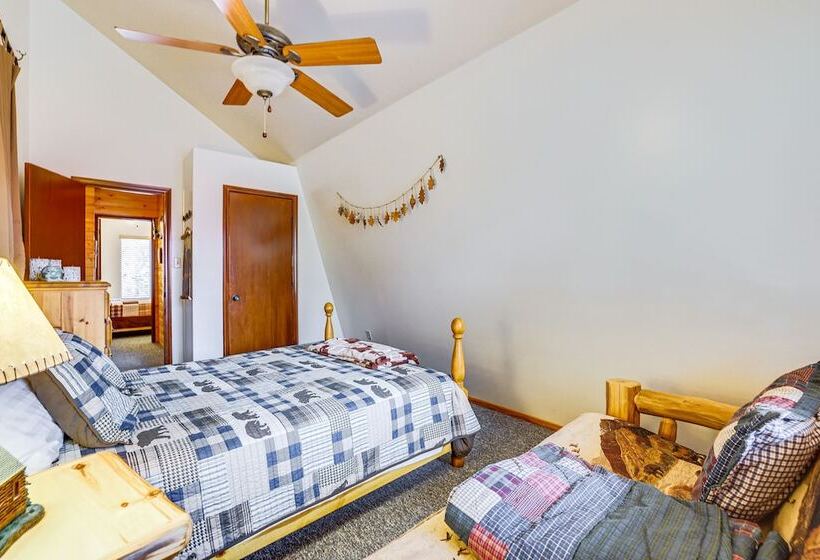 Utah Cabin Retreat: 32 Mi To Brian Head Resort