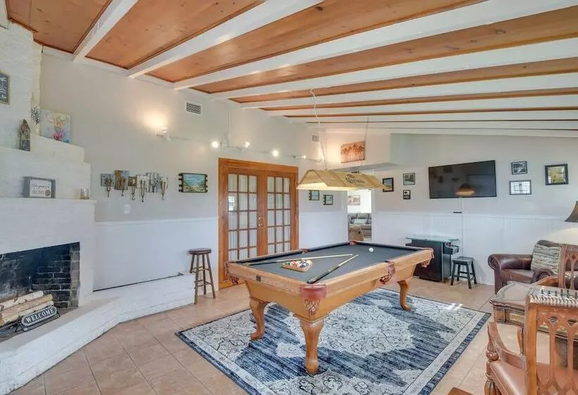 Waterfront Daytona Escape W/ Pool & Game Room!