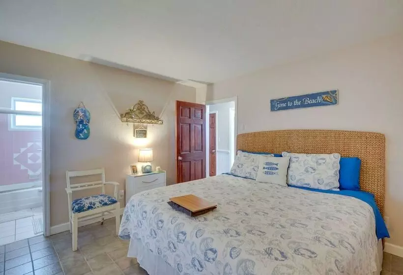 Waterfront Daytona Escape W/ Pool & Game Room!