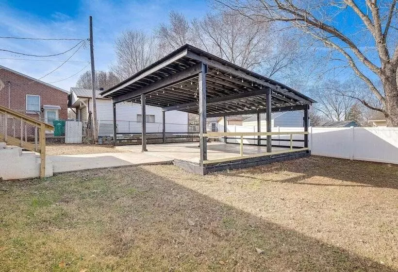 Winchester Home W/ Views Near Tims Ford Lake!