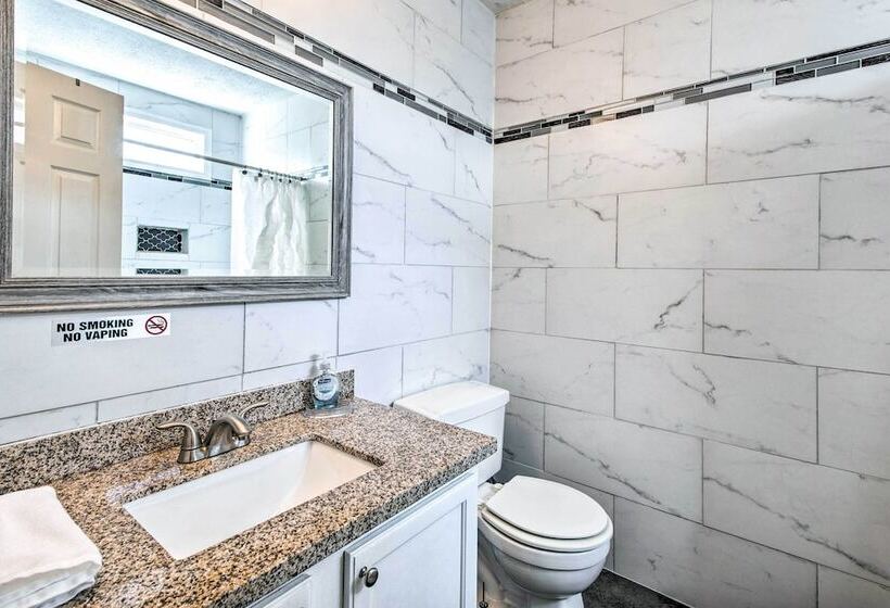 Atlanta Area Home W/ Yard ~ 2 Mi To Six Flags