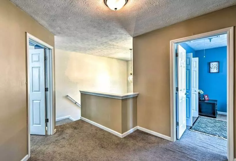 Atlanta Area Home W/ Yard ~ 2 Mi To Six Flags