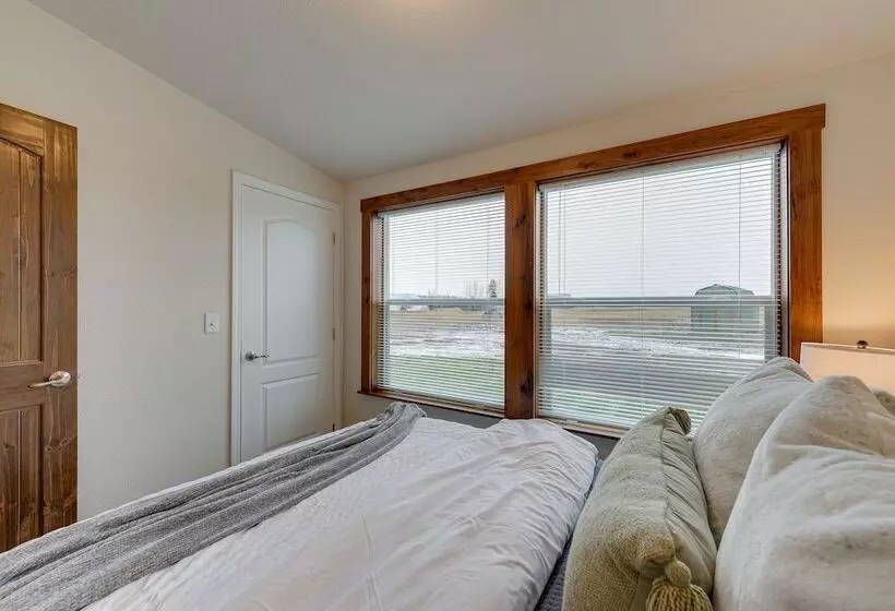 Beautiful Tetonia Escape W/ Porch & Teton Views