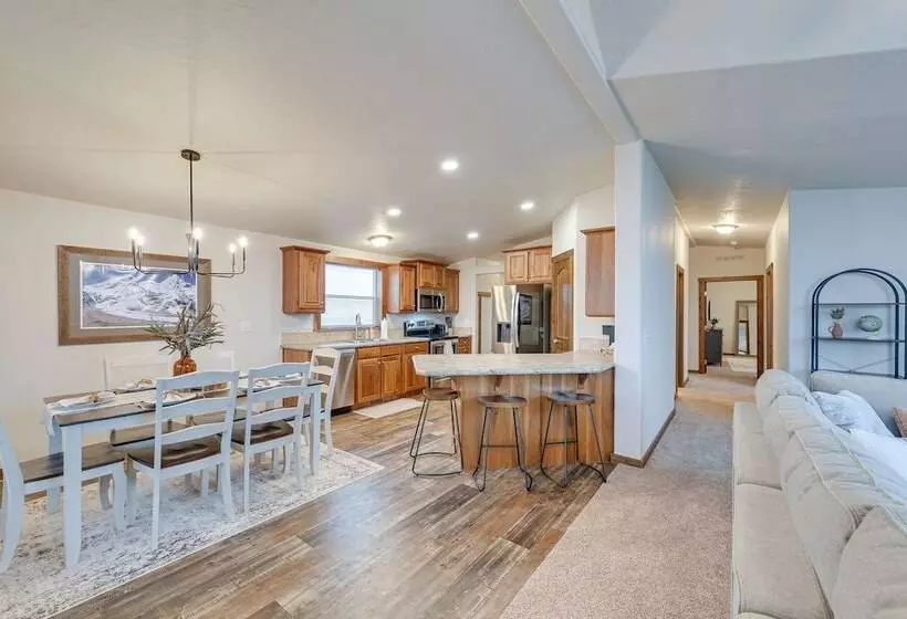 Beautiful Tetonia Escape W/ Porch & Teton Views