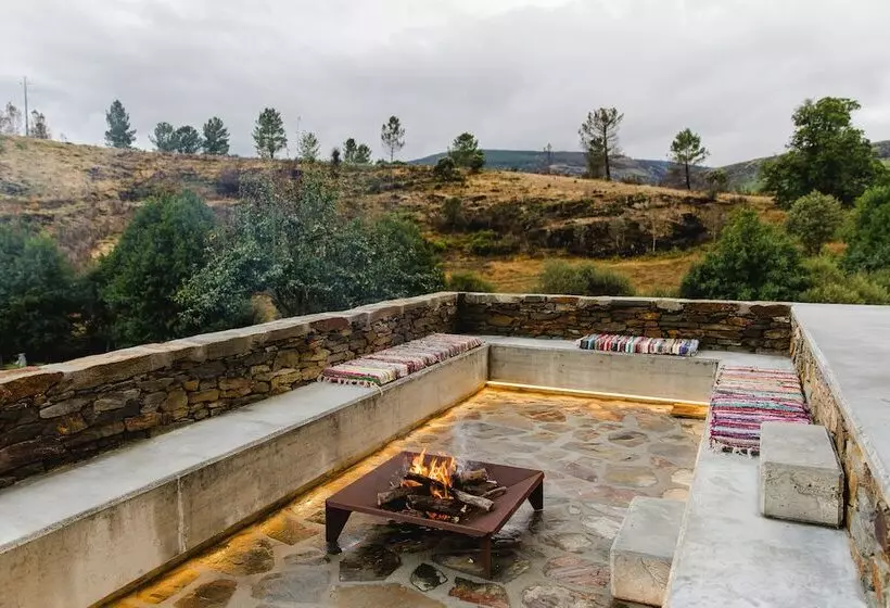 Aamiaismajoitus (B&B) Terrasense Mountain Charm Retreat & Farm