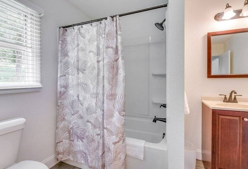 Blairsville Beauty Near Hiking Trails & Vineyards!