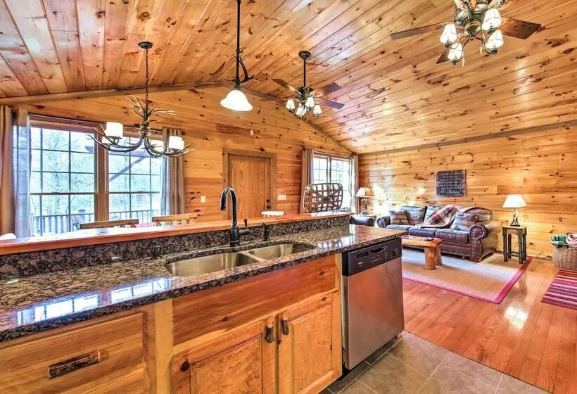 Blairsville Cottage < 1 Mi To Nottely Lake!