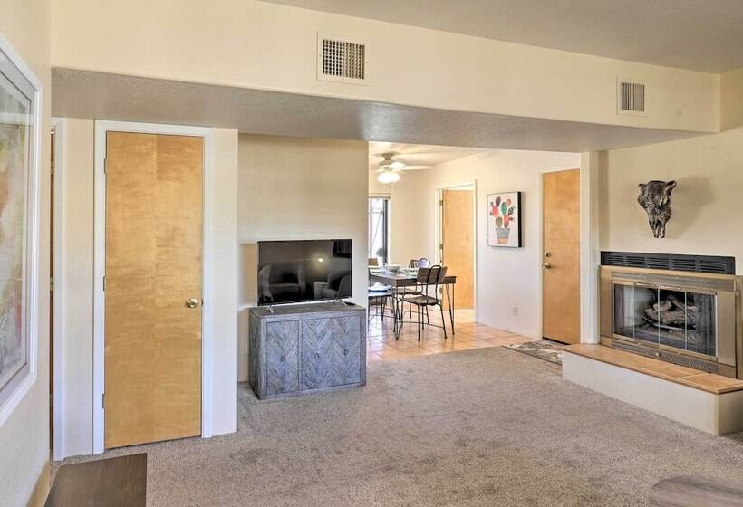 Bright Tucson Home W/ Patio By Rillito River Path!