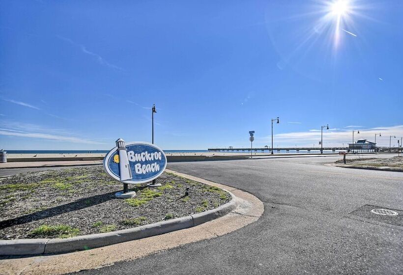 Buckroe Family Home: Walk To The Beach!