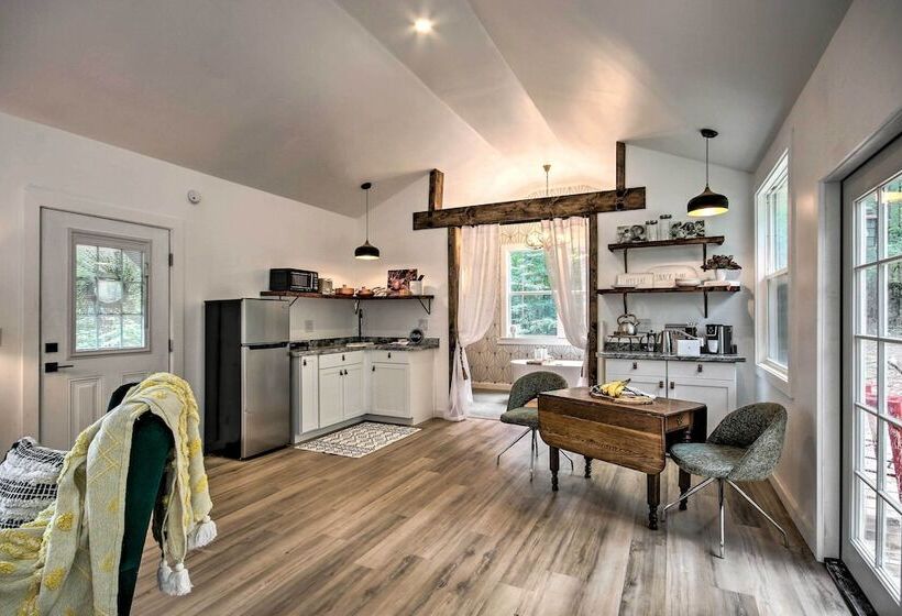 Cabin In The Woods W/ Fire Pit & Ev Charger!